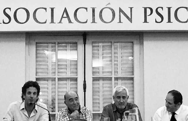 felipe muller at Facultad de Psicología - Universidad de Buenos Aires #felipemuller #phdpsycholoy #ubabuenosaires #onlinepsychologist #englishspeakingpsychologist #psychologistinbuenosaires #psychologistcaba